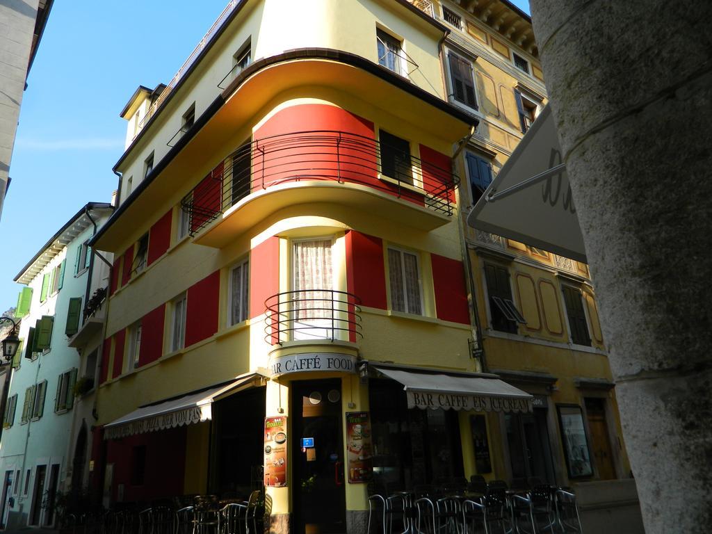 Vecchia Riva Aparthotel Bagian luar foto